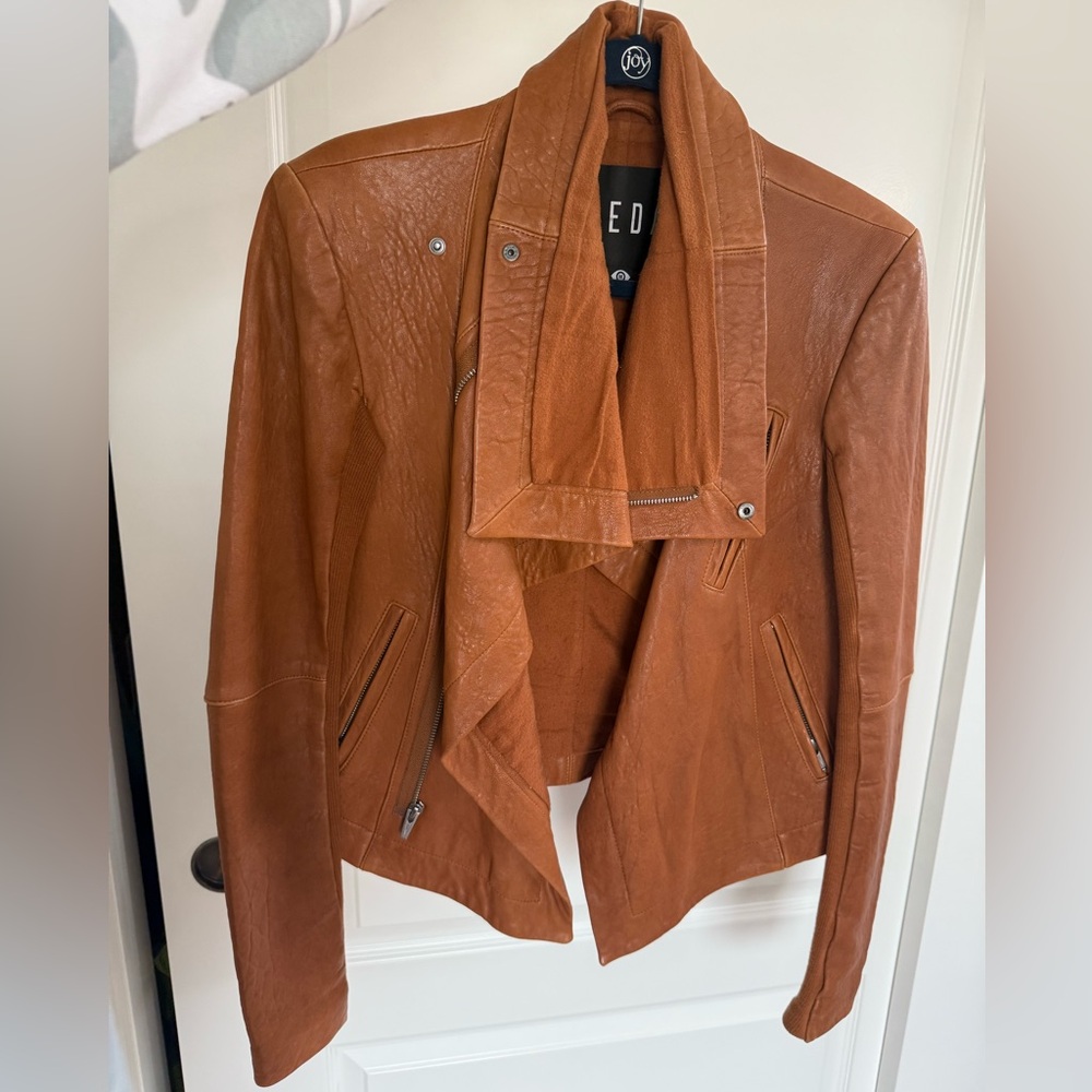 Veda Women's Brown 100% Leather Jacket